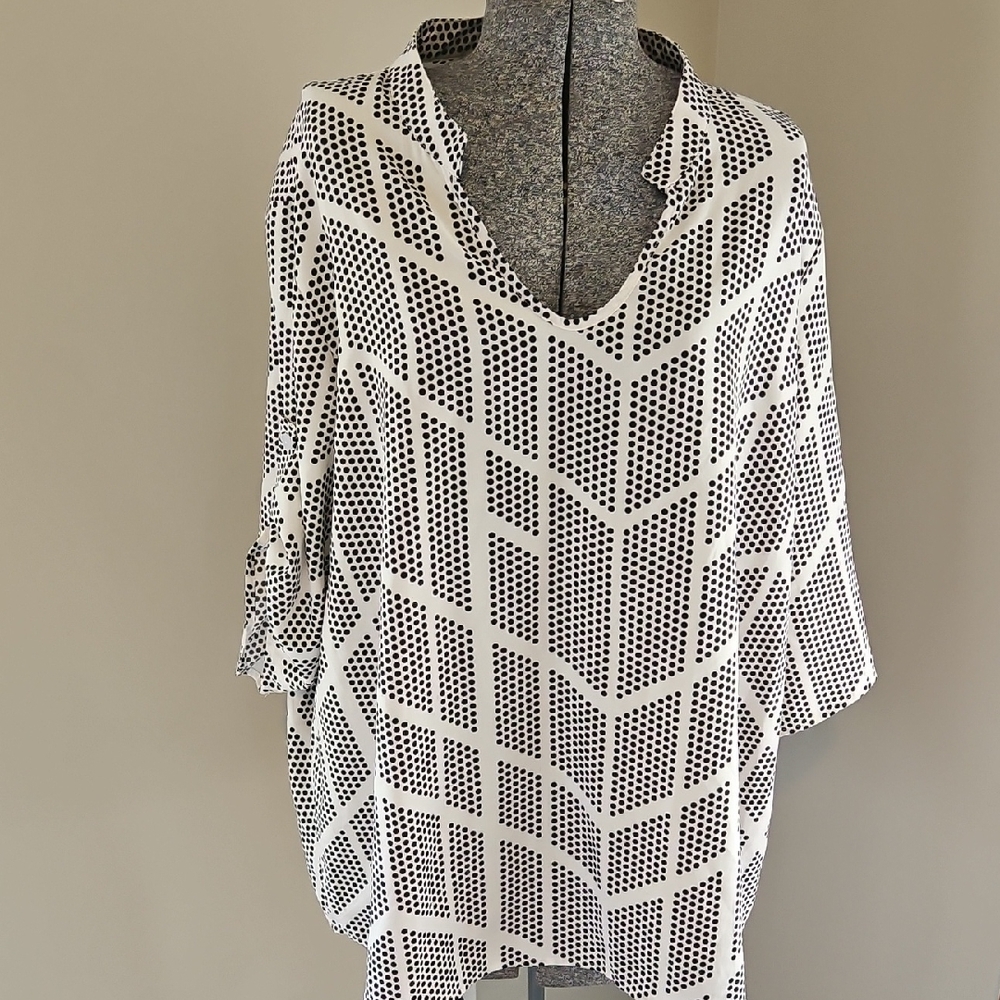 Shein Curve polka dot blouse